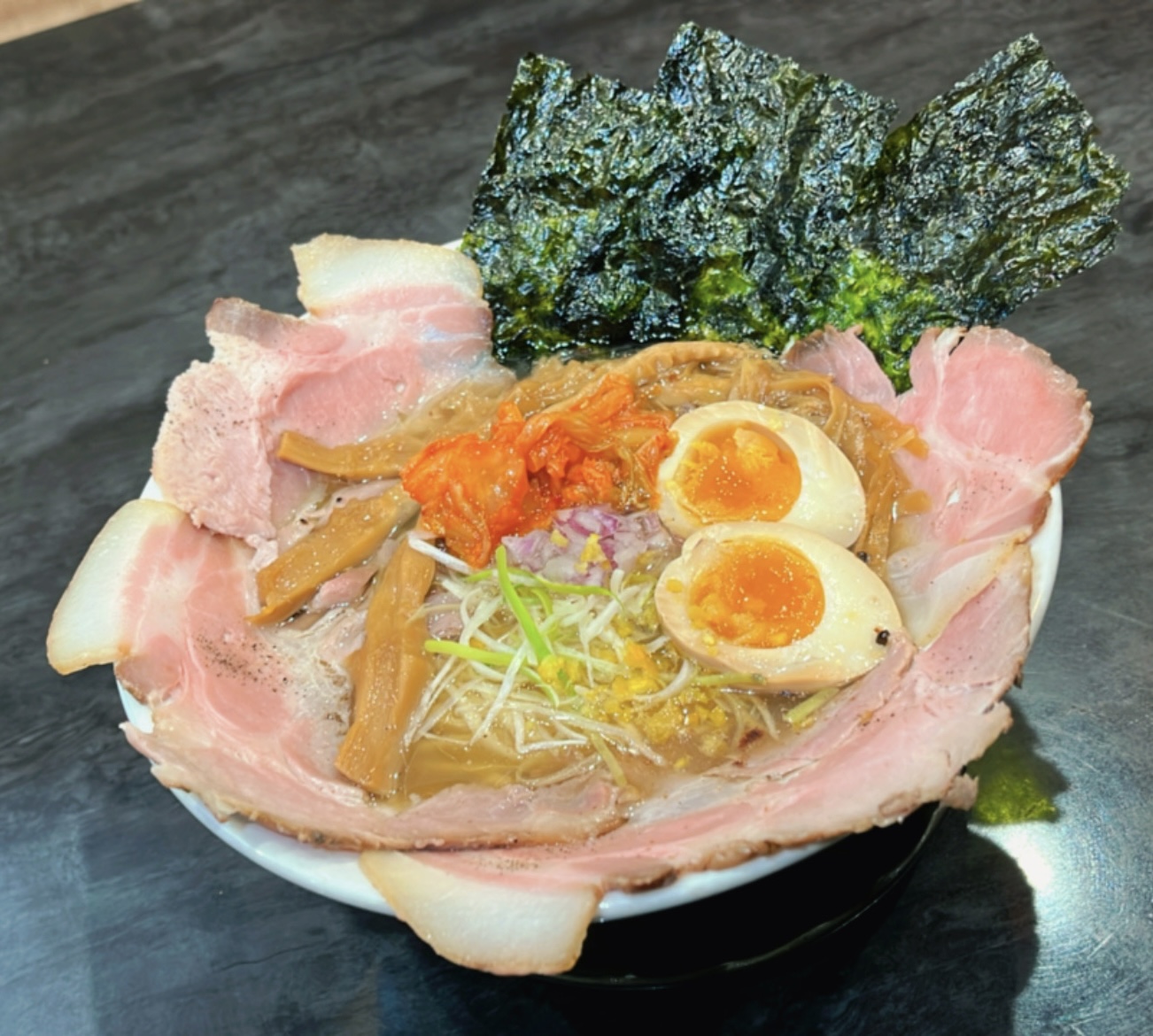 特製塩ラーメン(のり・味玉・チャーシュー)